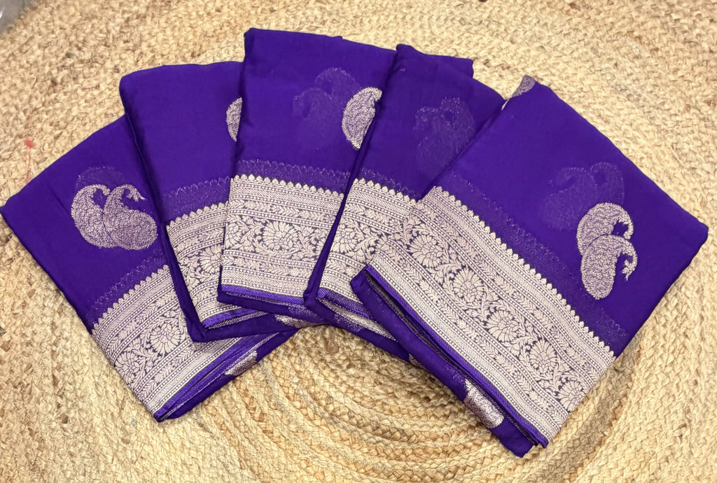 Blue mango Butta georgette small border saree