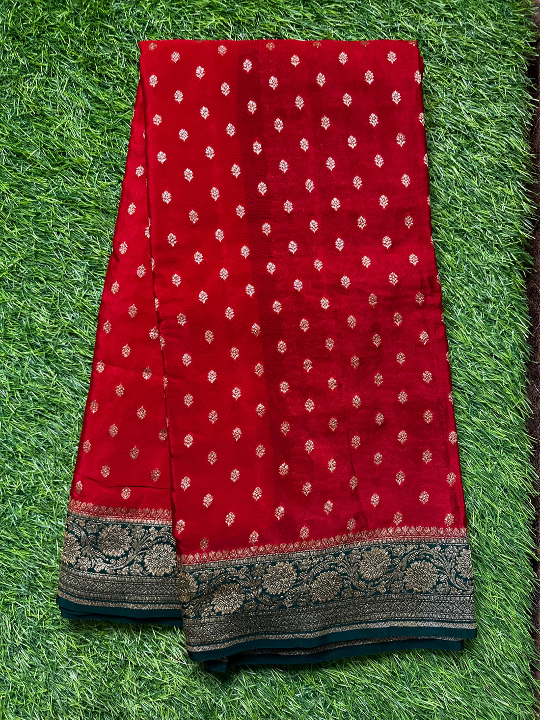 Red with green pure crepe Banaras