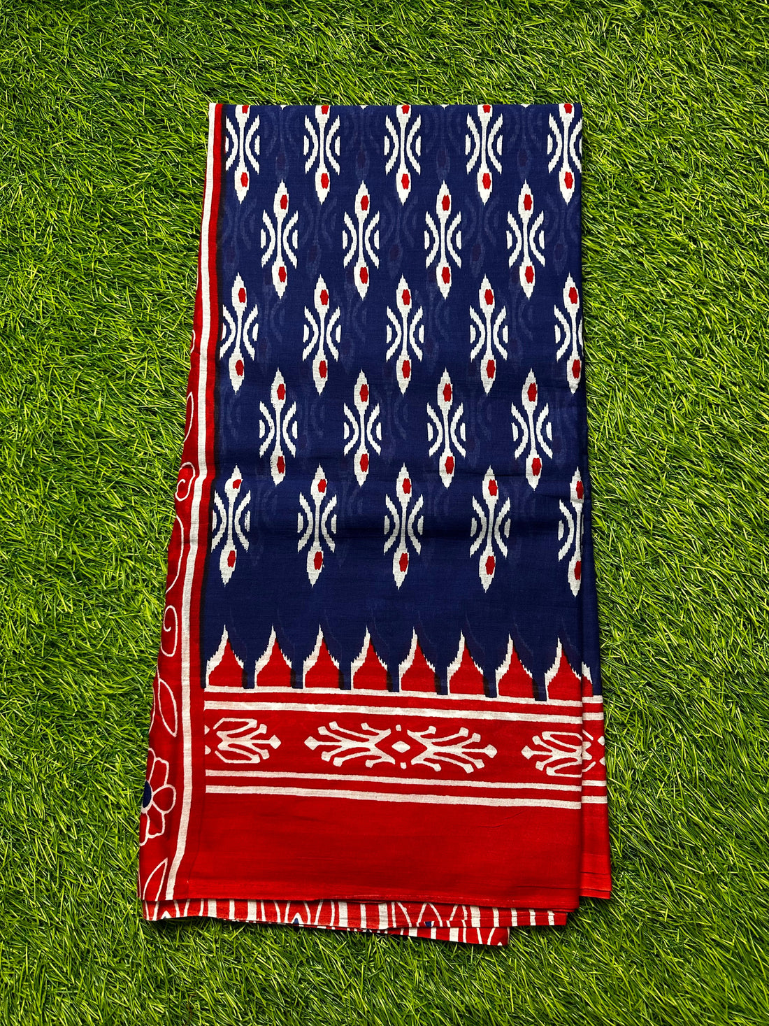 Blue and red mul cotton saree