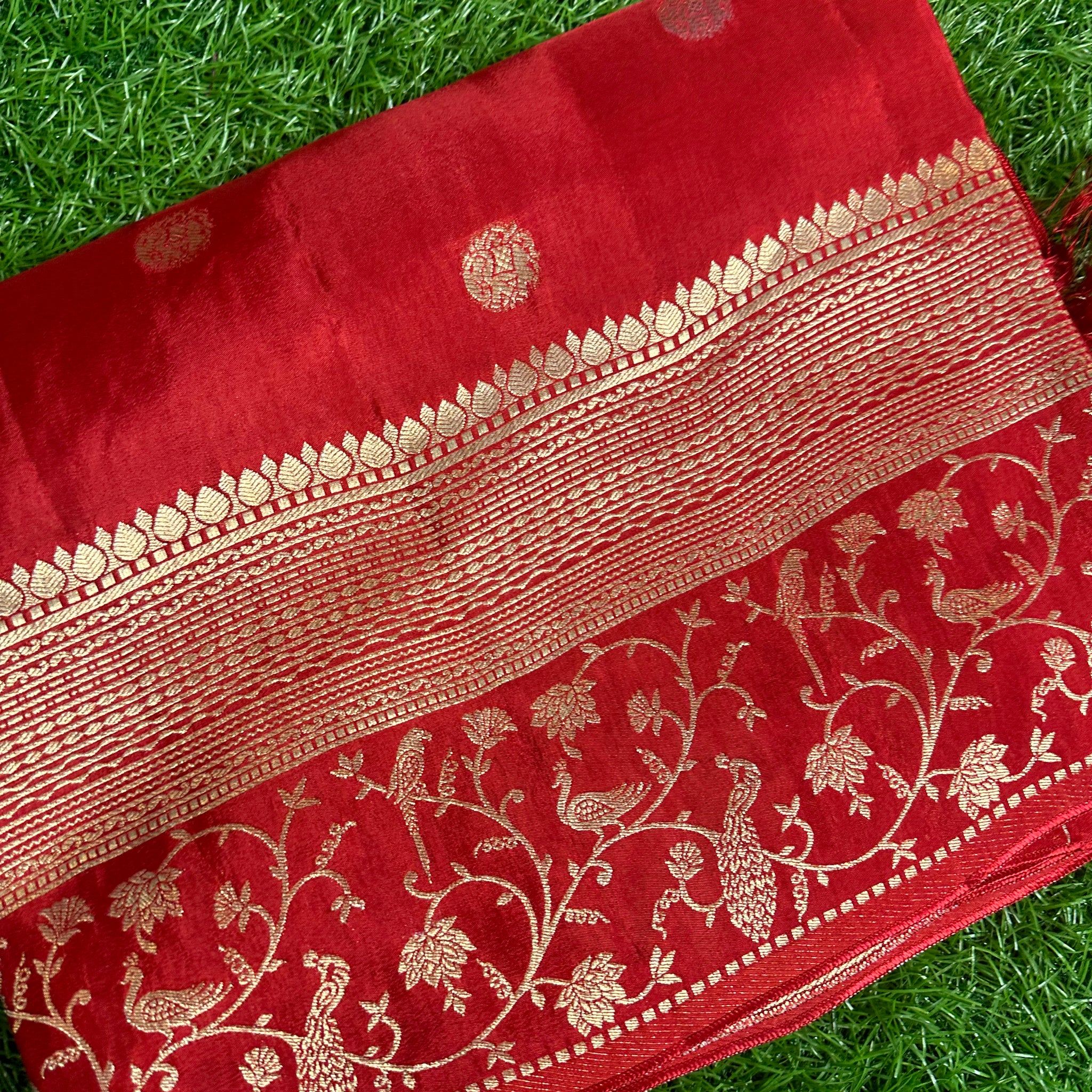 Dola silk saree in maroon colour