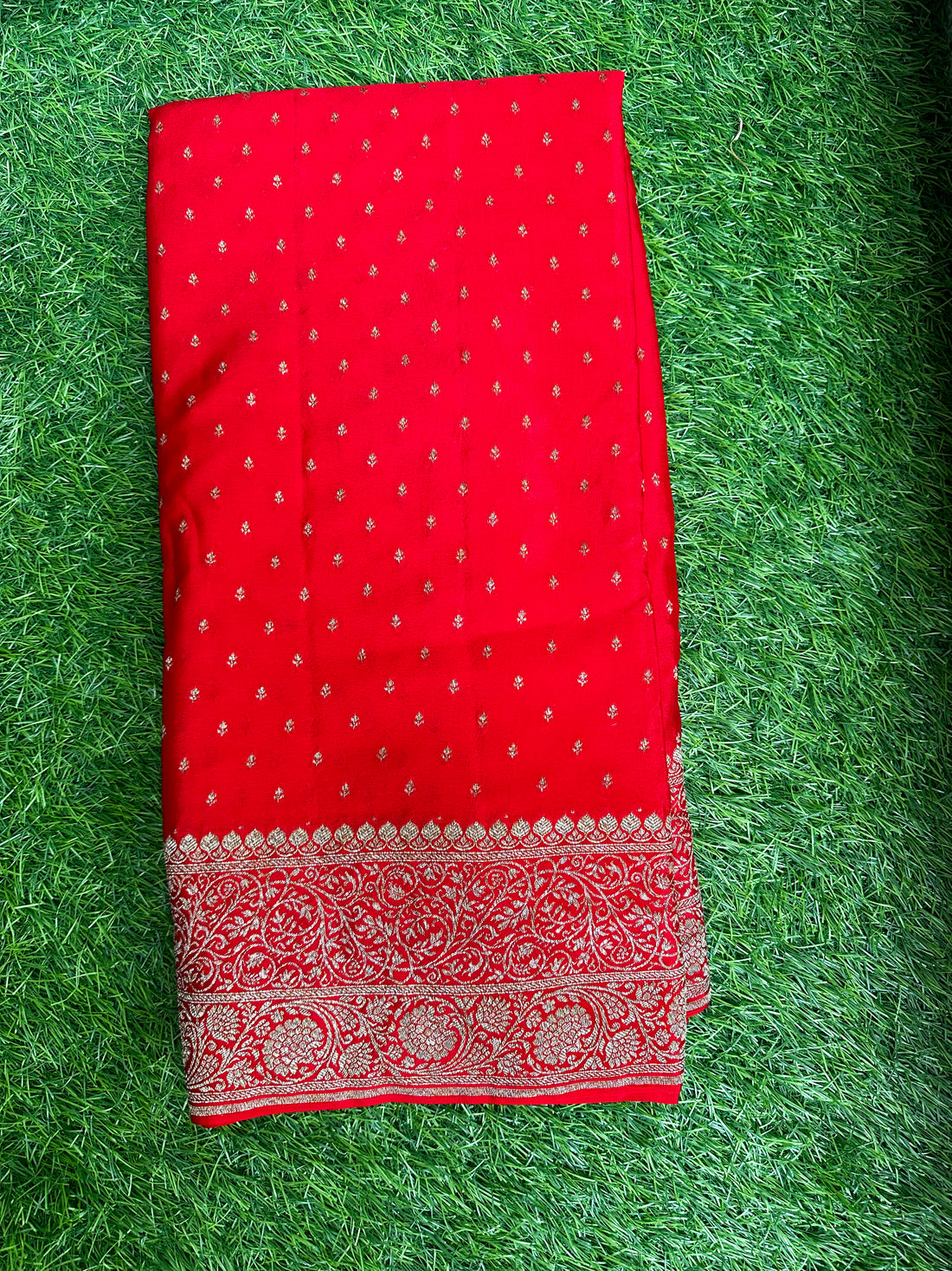 Red pure crepe Banaras