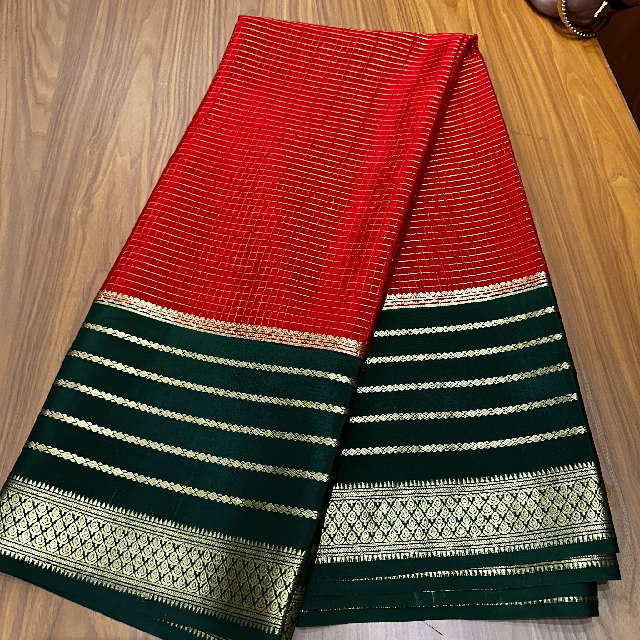 Pure Mysore silk crepe Red with green