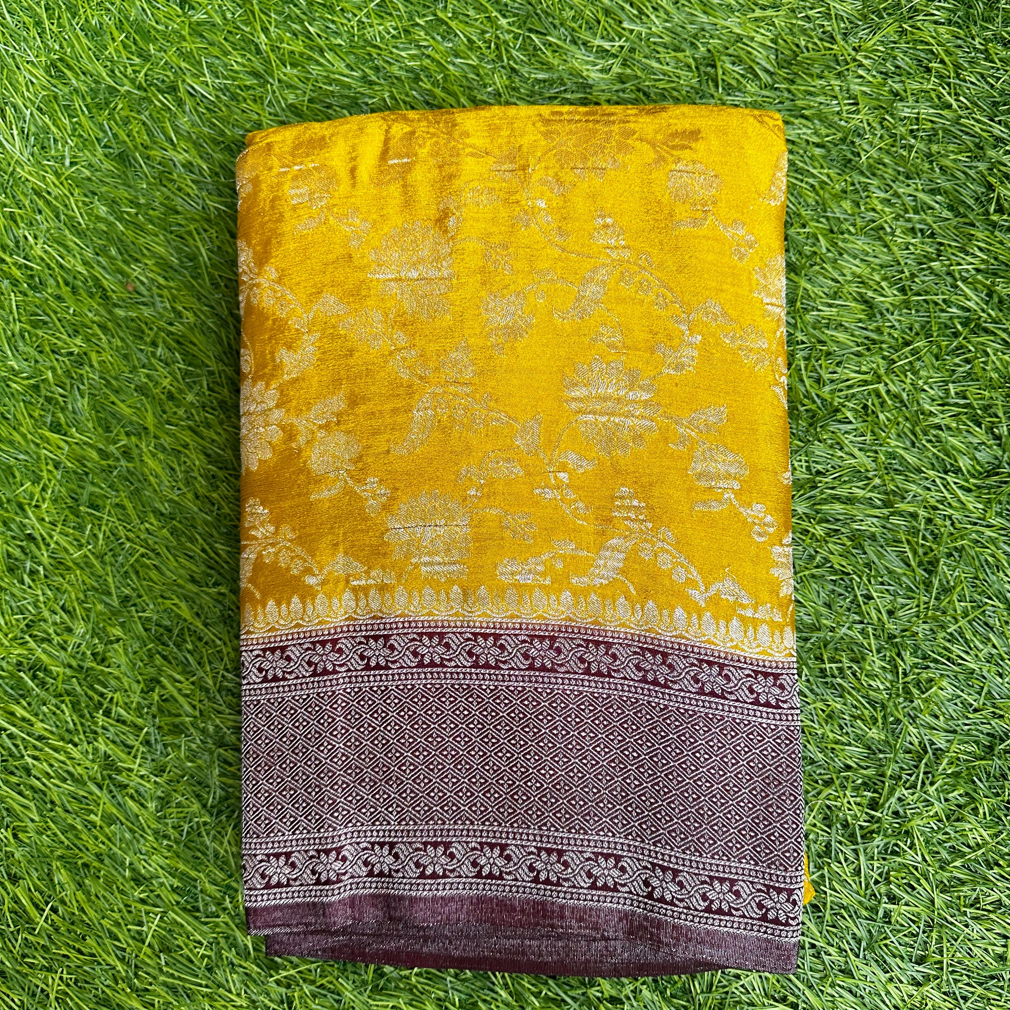 Crushed georgette in jaal pattern