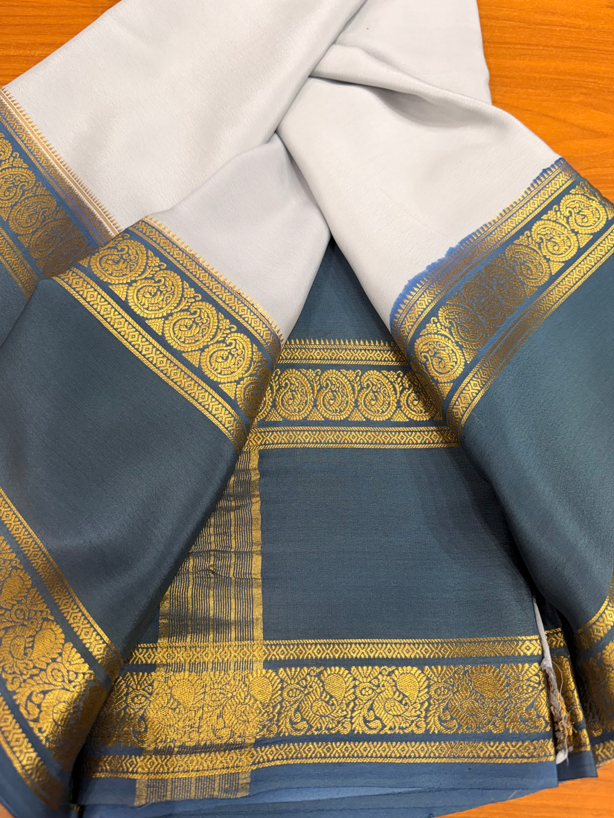Cream and grey Pure Mysore silk crepe - spray dying