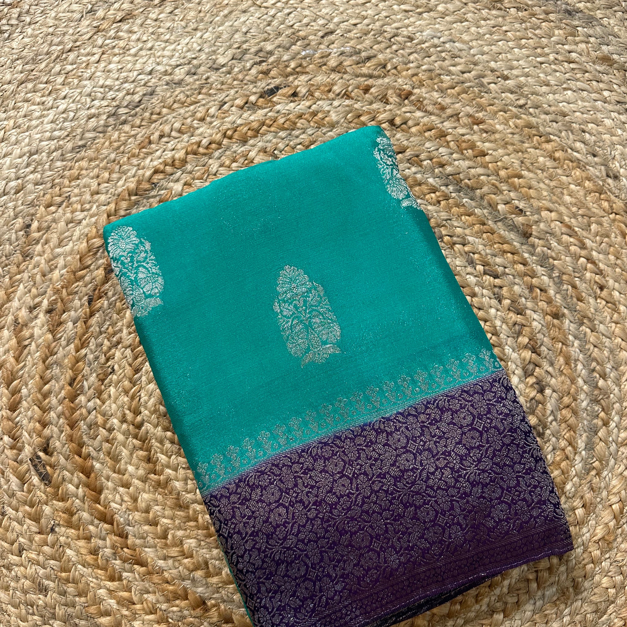 Blue with purple soft crepe big butta